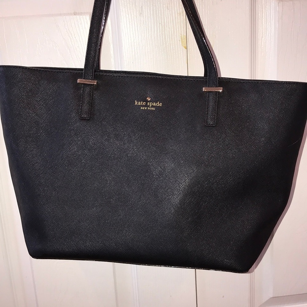Kate spade black pocketbook